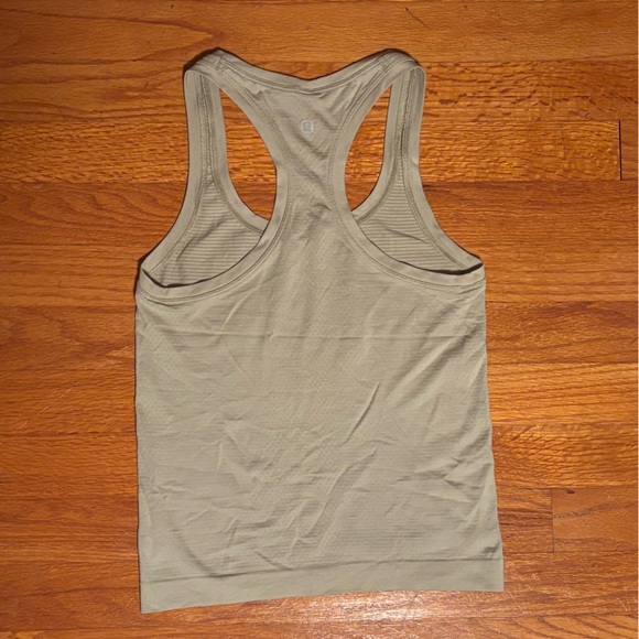 Lululemon Swiftly Tech Racerback Tank - Picture 3 of 3